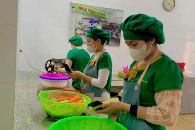 Xây dựng trường MN hạnh phúc lấy trẻ làm trung tâm gắn với bếp ăn an toàn hiện đại